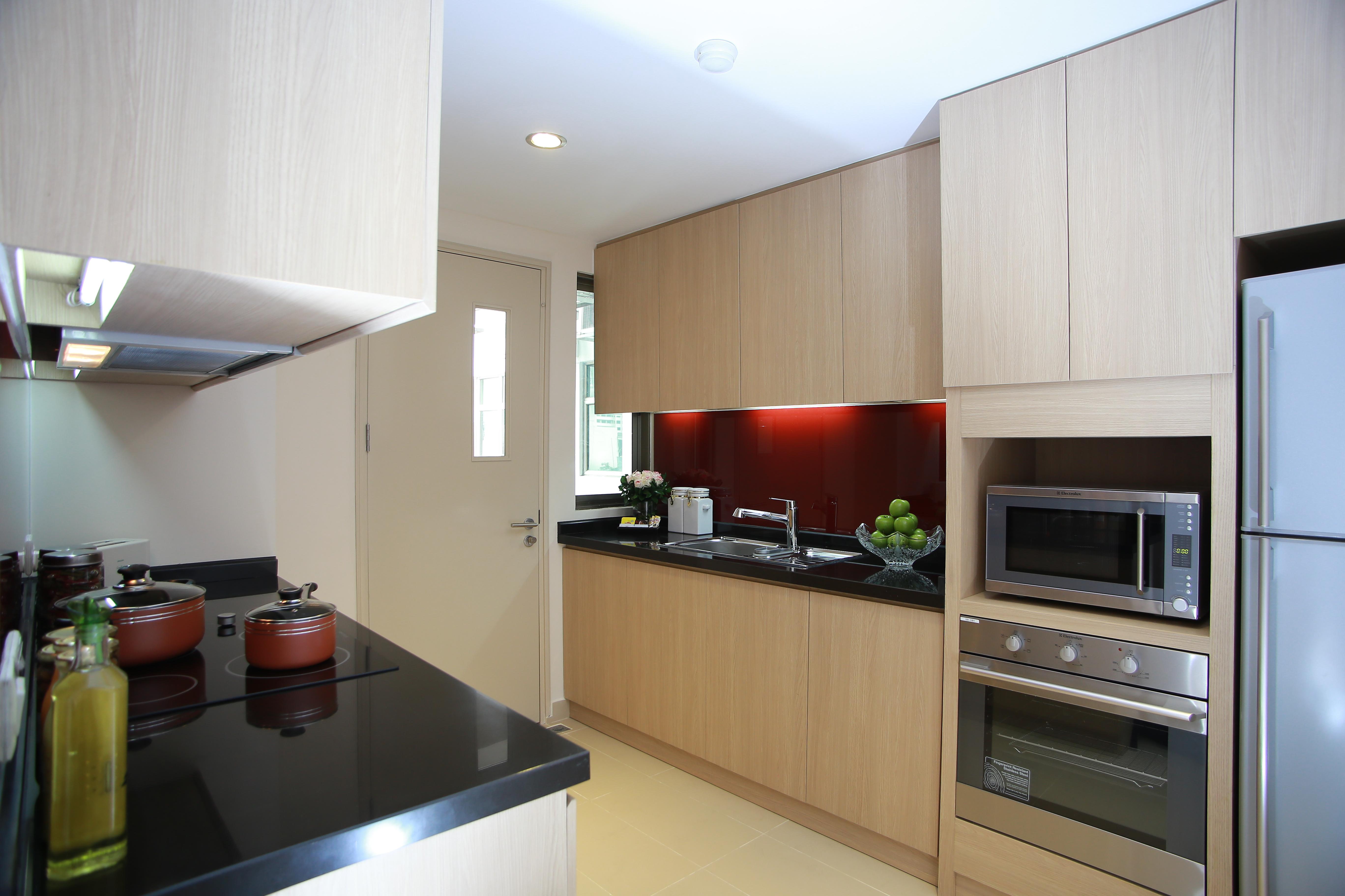 Somerset Хошимин Экстерьер фото A modern kitchen
